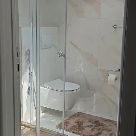 'whispering Pines' Ilidza Sarajevo