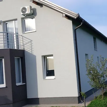 'whispering Pines' Ilidza Villa *